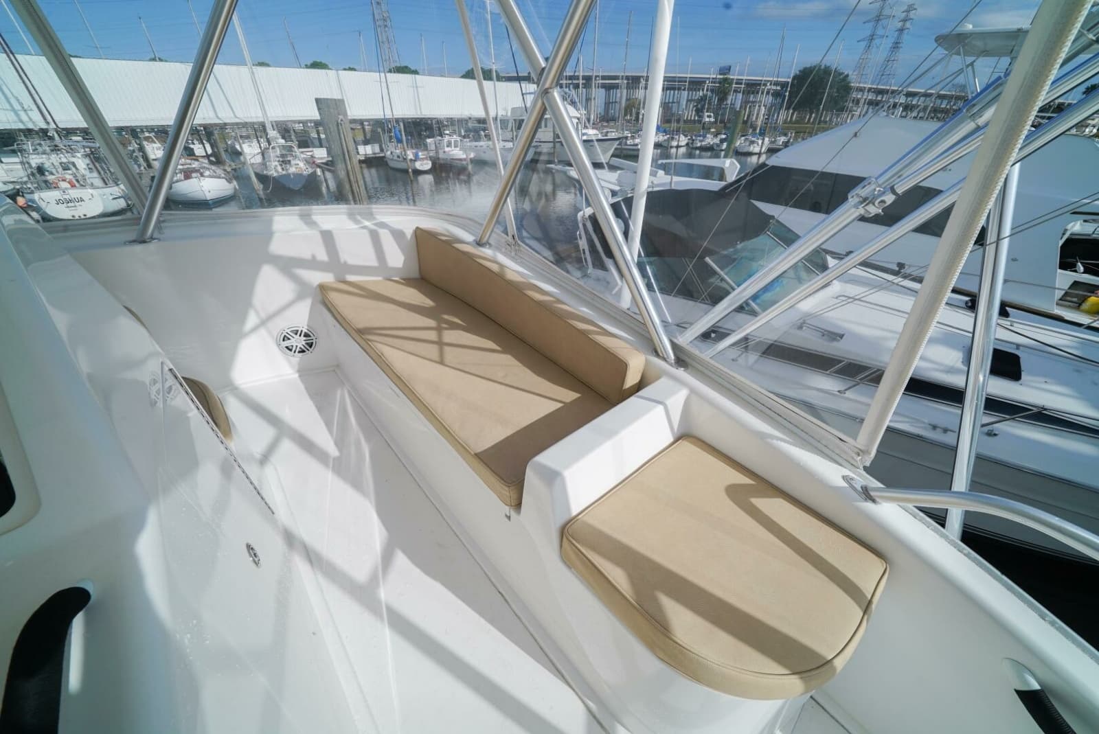 2007 Viking 45 Convertible - Photo 44