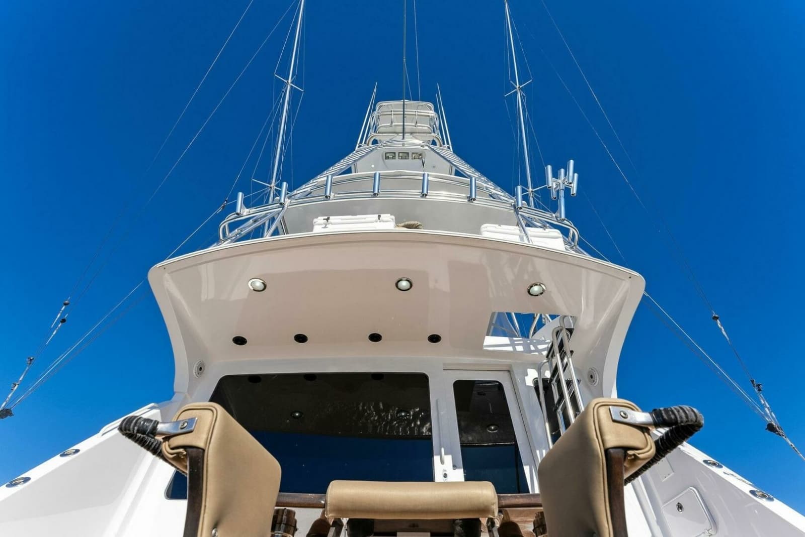 2007 Hatteras 64 Convertible - Photo 48
