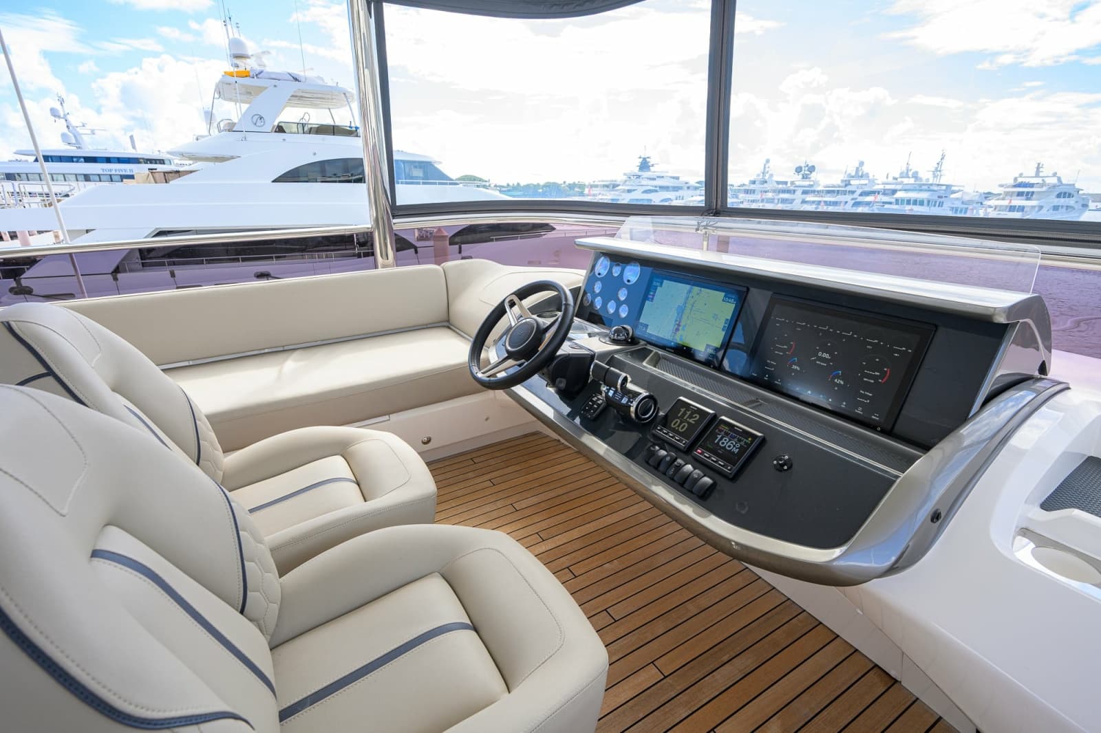 2022 Princess Y78 - Photo 41