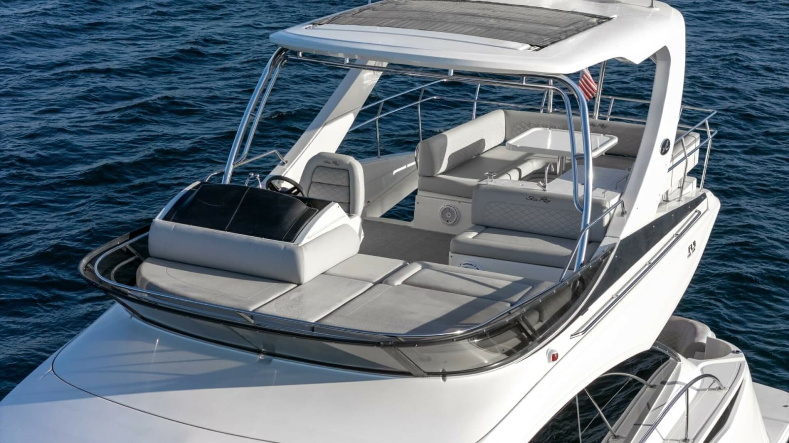 2017 Sea Ray 51 Flybridge - Photo 44