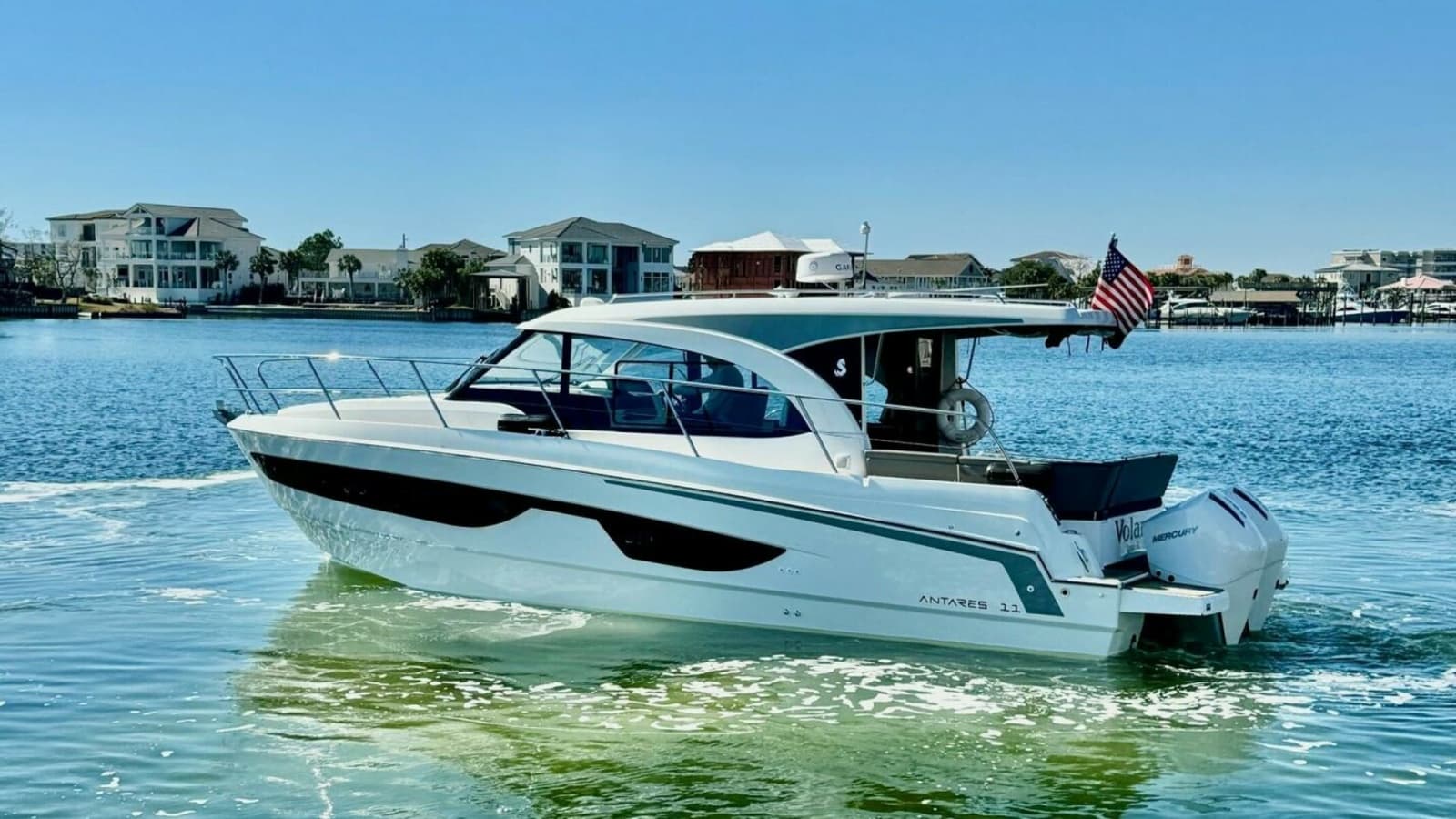 2022 Beneteau Antares 11 - Photo 26