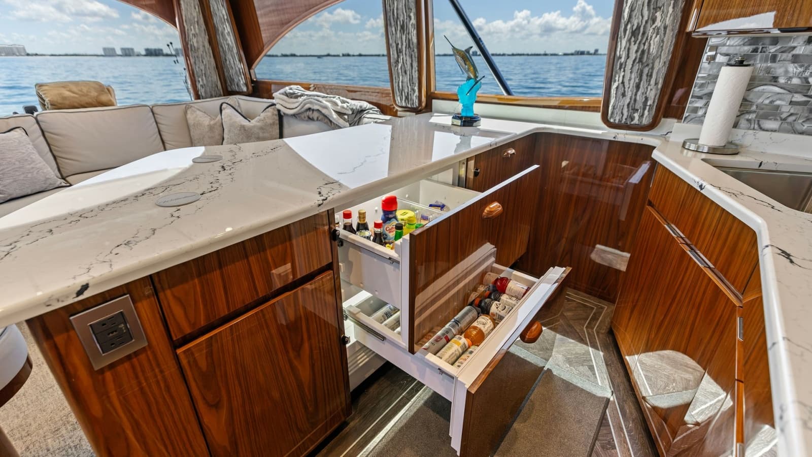 2024 Viking 54 Convertible - Photo 45