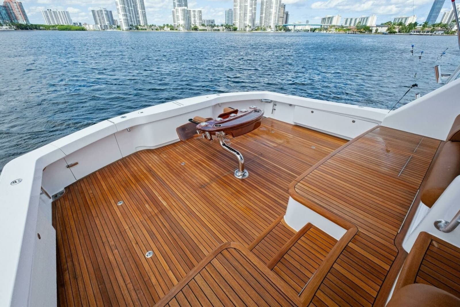 2012 Viking 82 Convertible - Photo 123