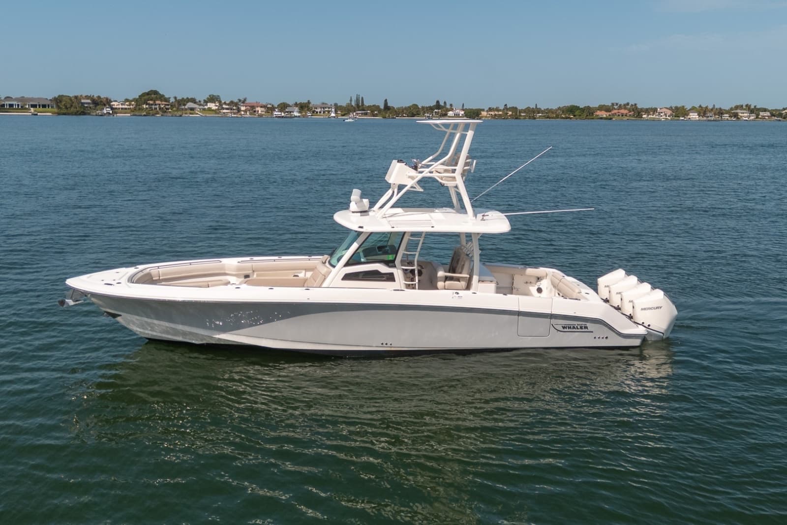 2021 Boston Whaler 380 Outrage - Photo 1