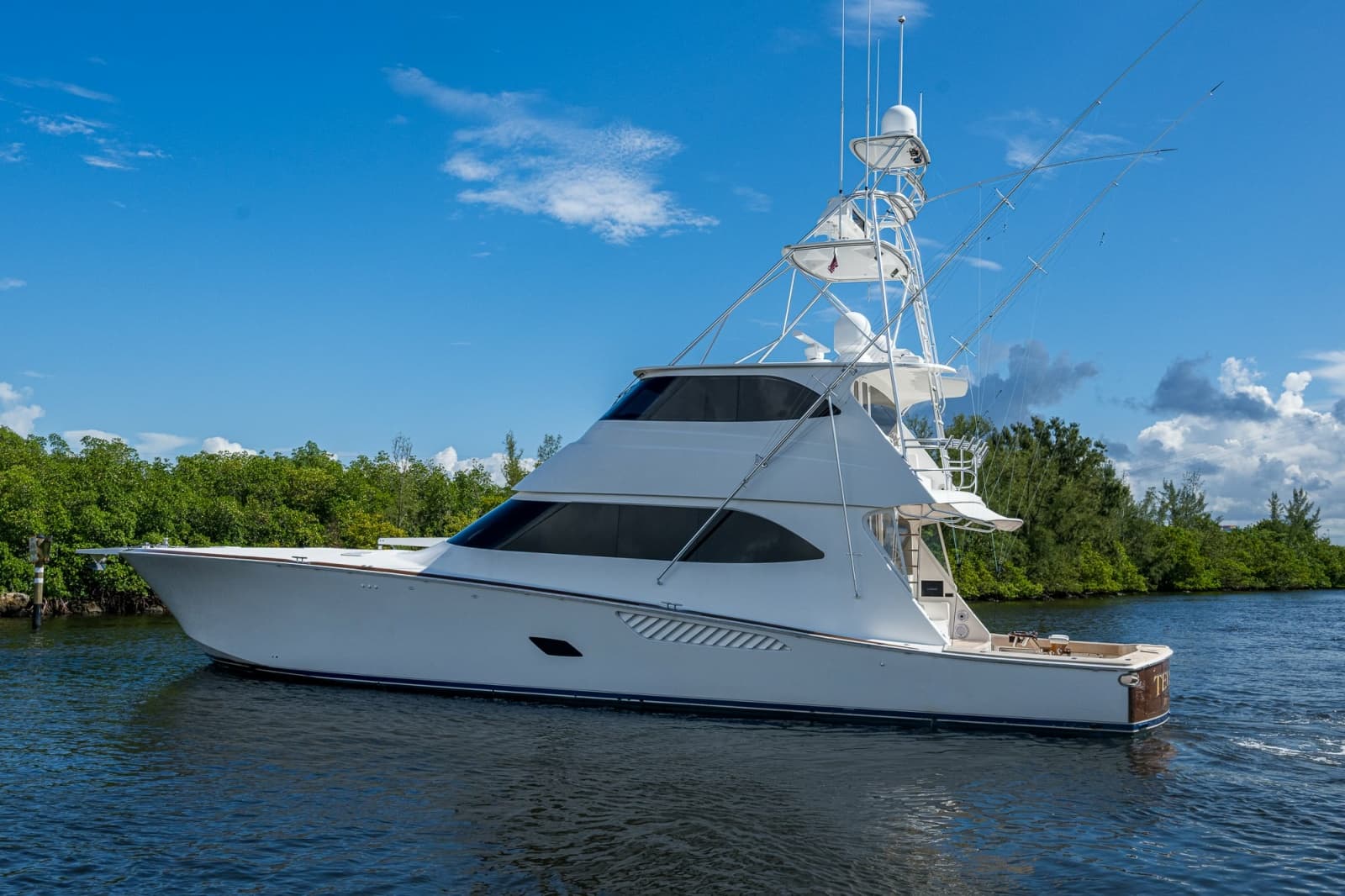 2011 Viking 76 Enclosed Bridge - Photo 129