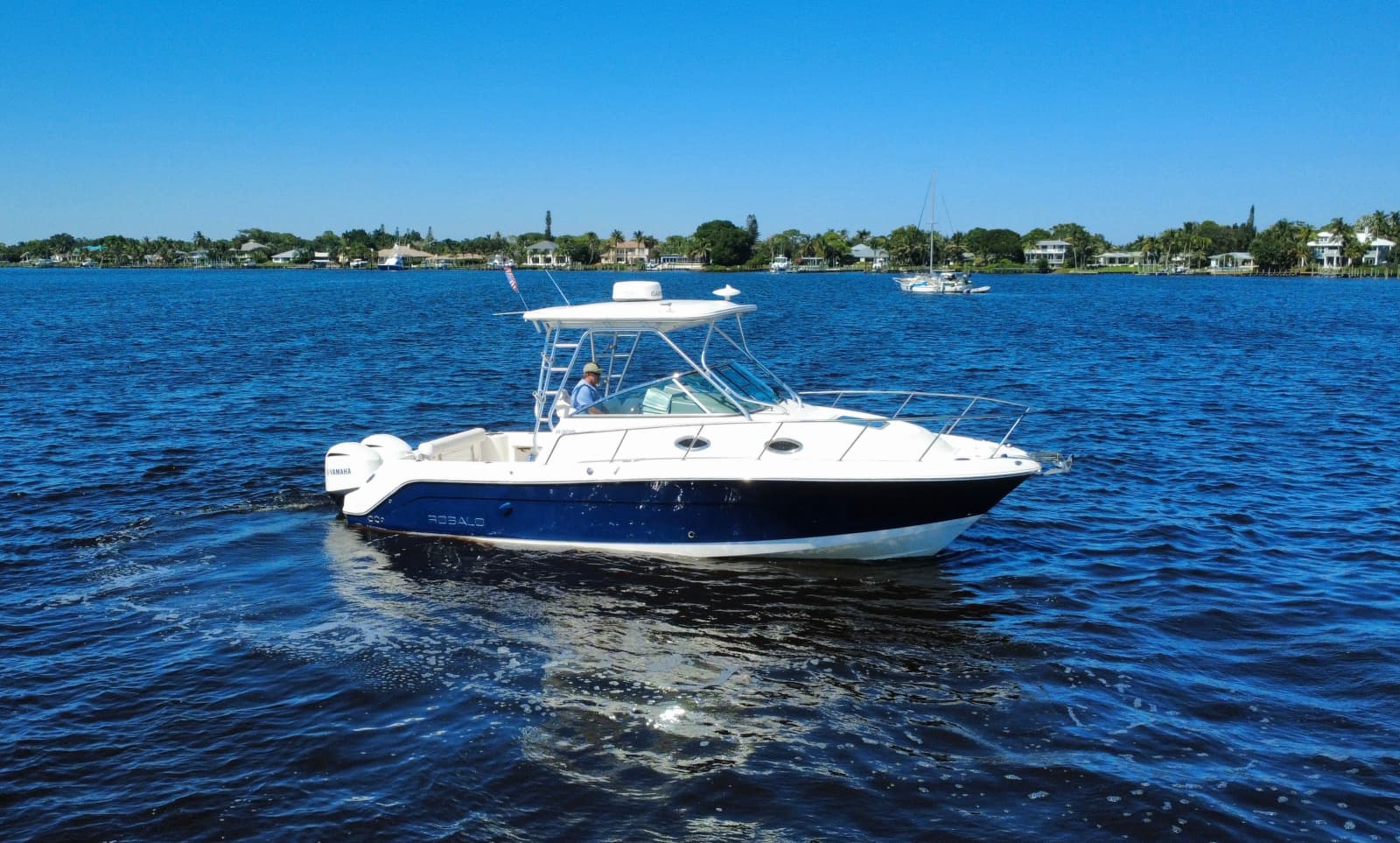 2016 Robalo R305 - Photo 20