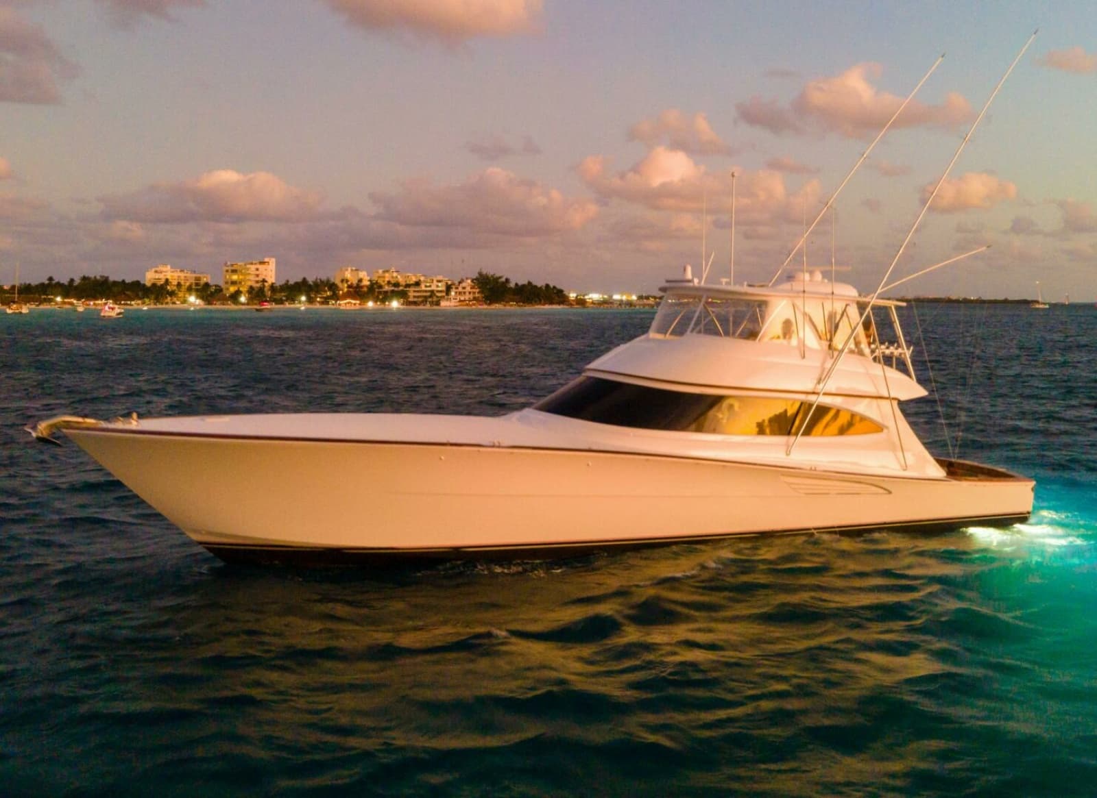2025 Viking 82 Convertible - Photo 76
