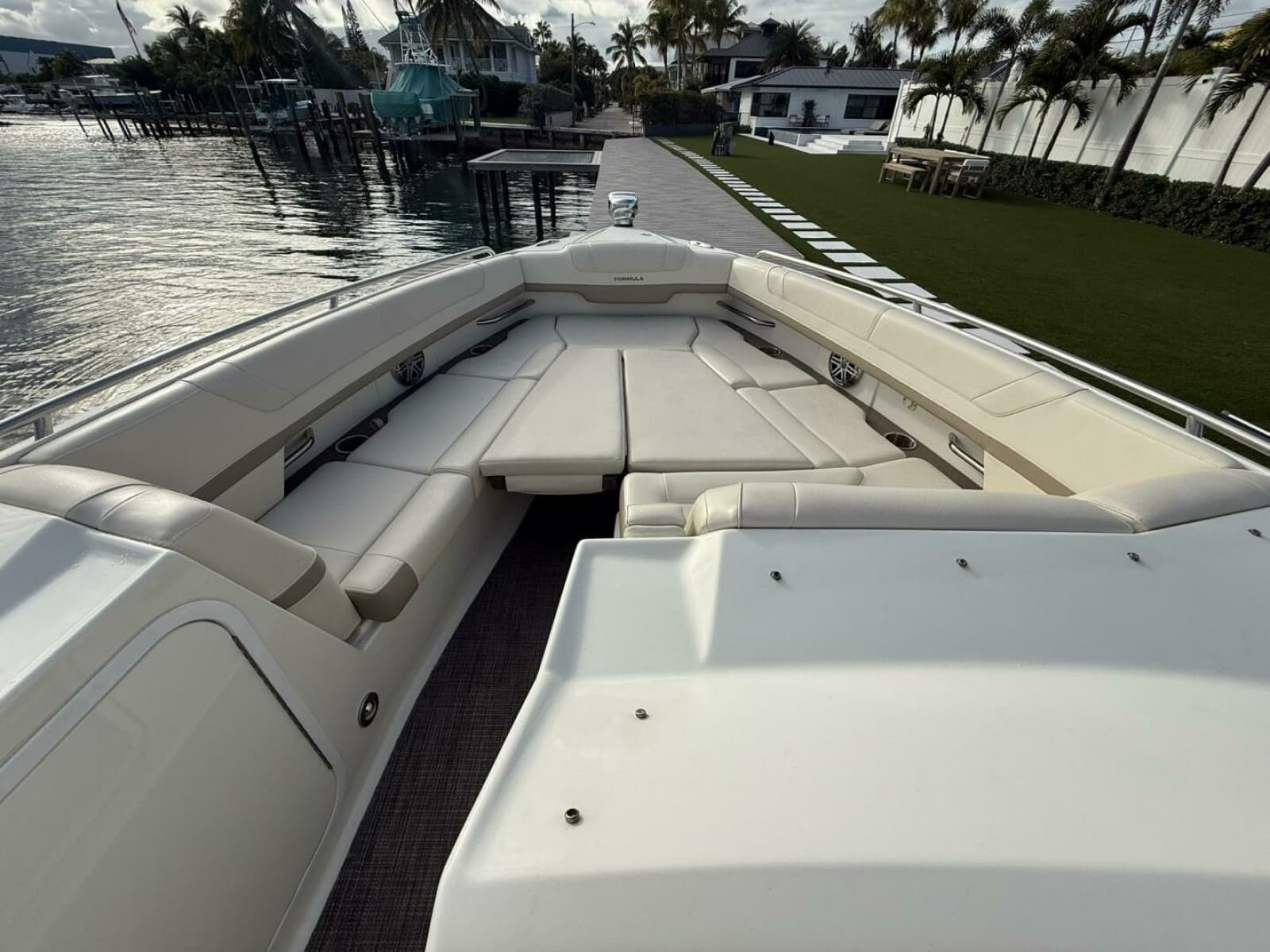 2016 Formula 330 Crossover Bowrider - Photo 5