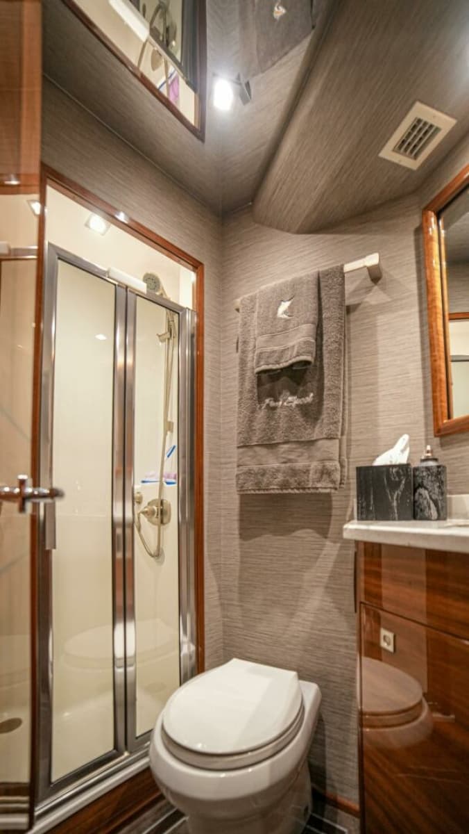2023 Viking 72 Convertible - Photo 69