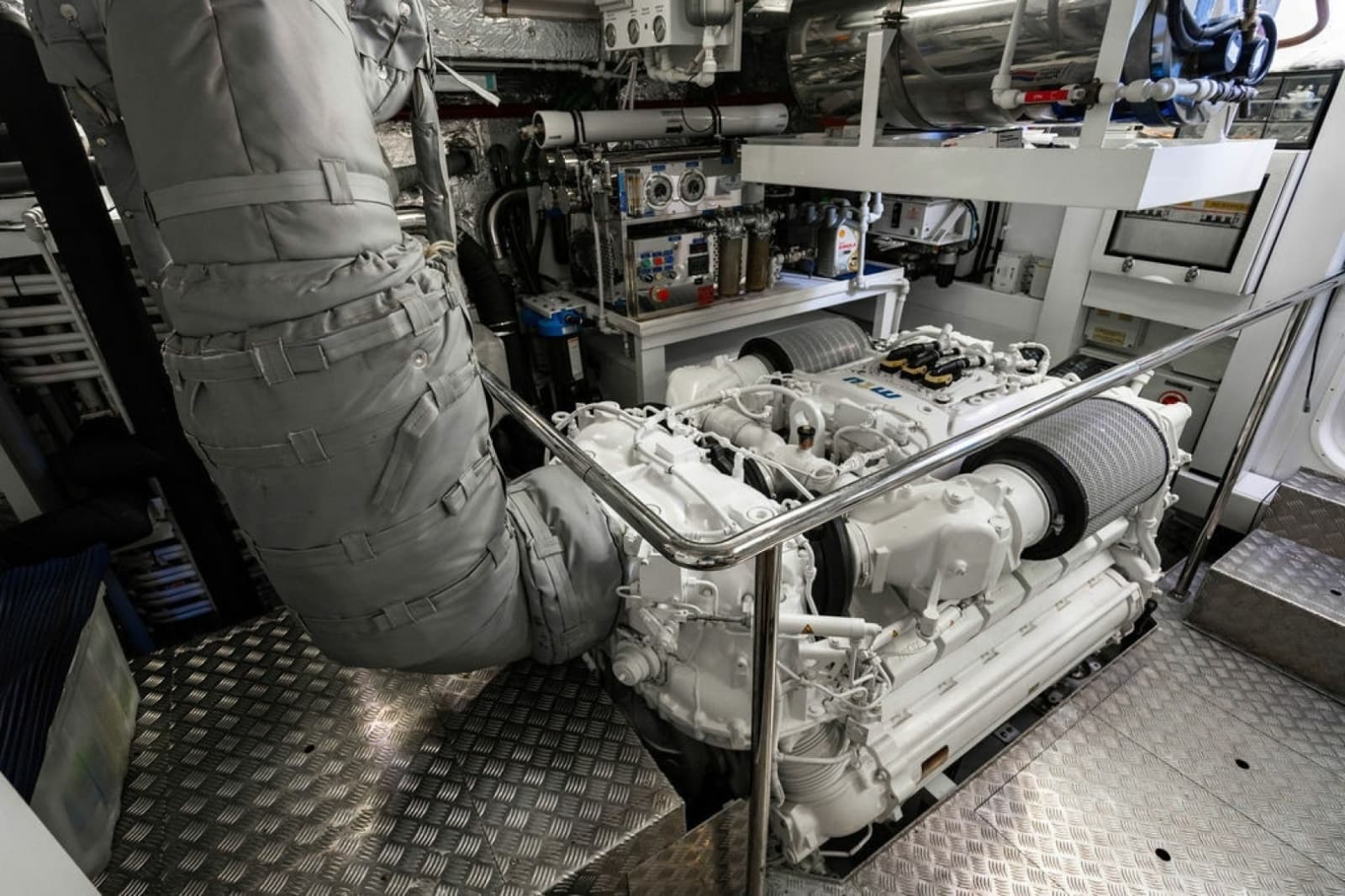 2019 Sunseeker 95 Motor Yacht - Photo 102