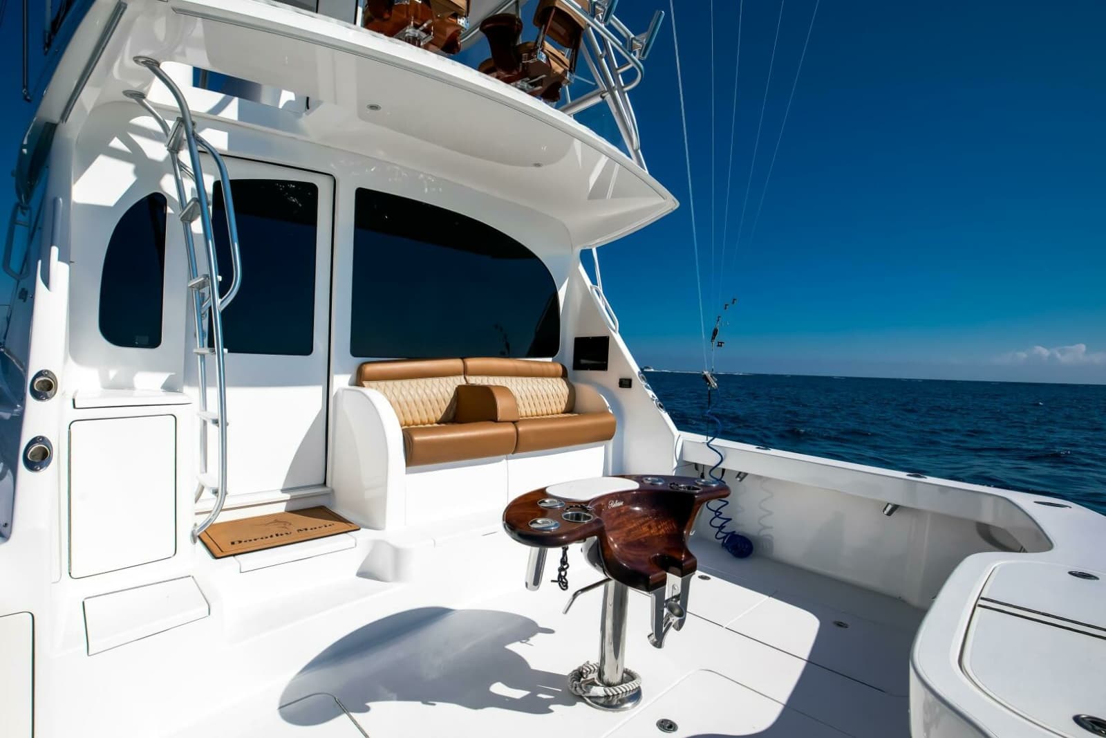 2018 Viking 48 Convertible - Photo 27