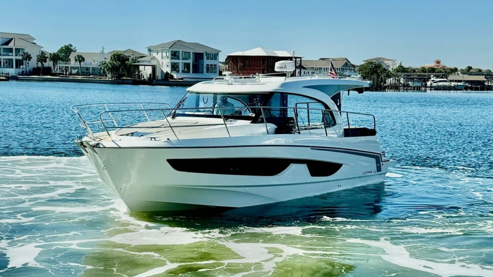 2022 Beneteau Antares 11 - Photo 23