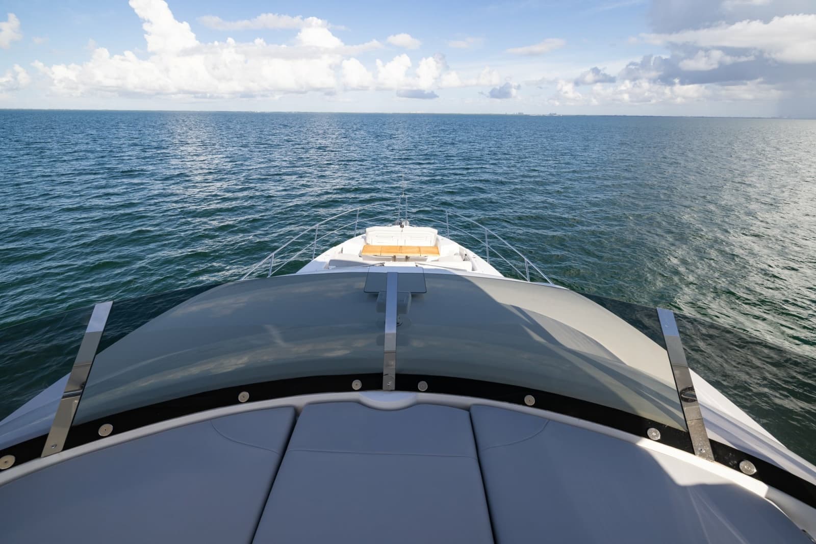 2022 Sunseeker Manhattan 68 - Photo 18