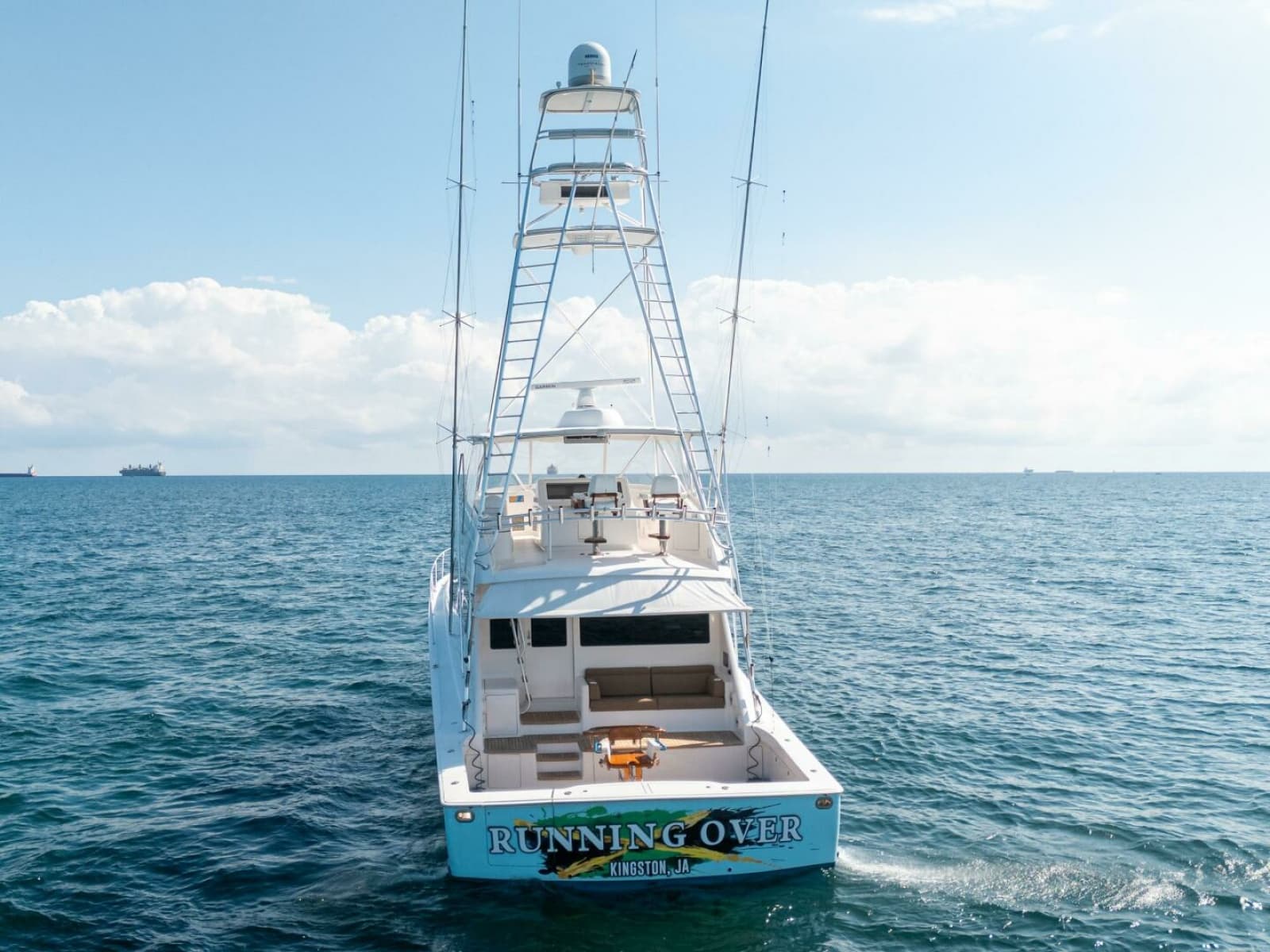 2006 Viking 68 Convertible - Photo 2