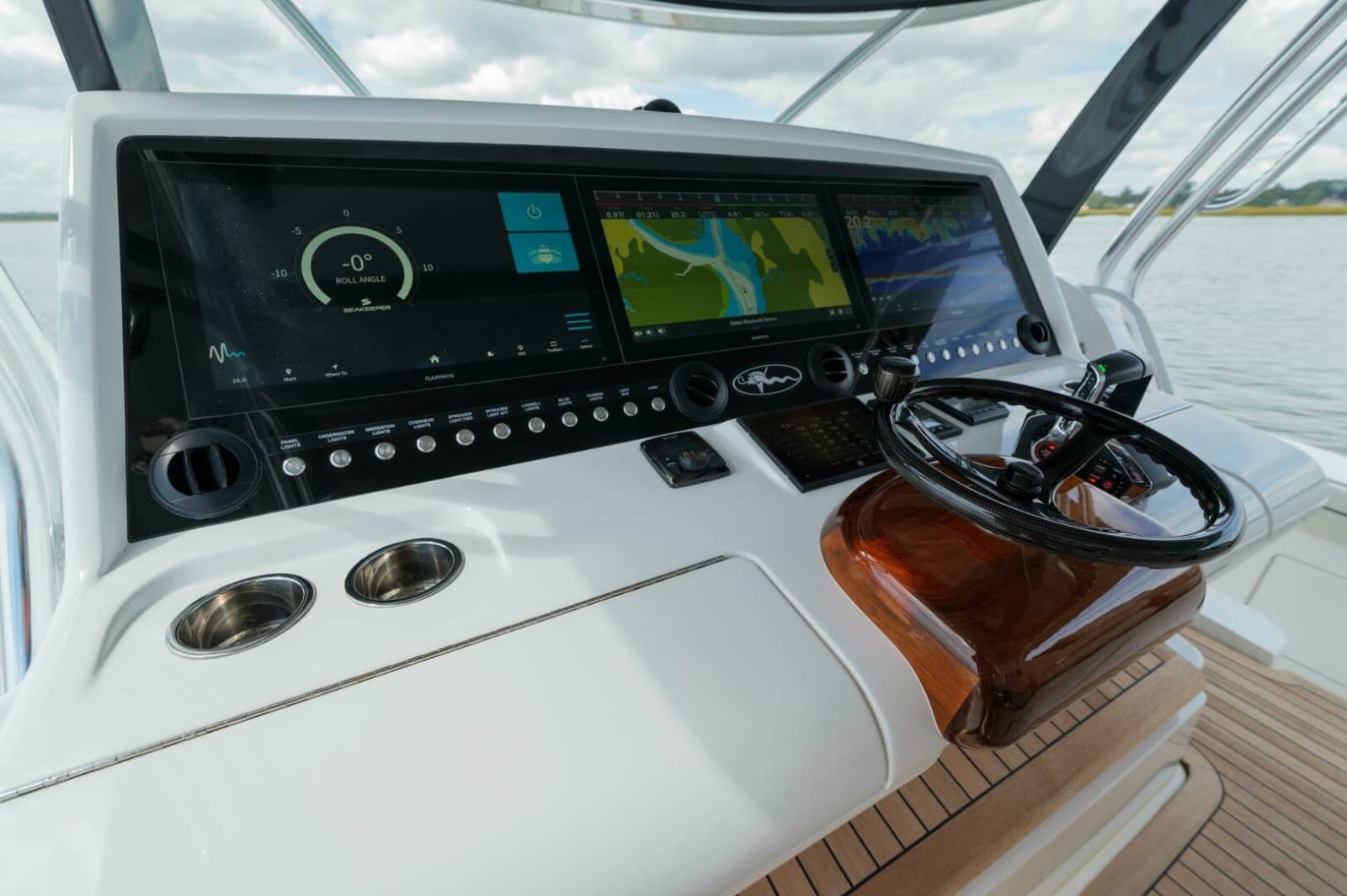 2024 Valhalla Boatworks V-55 - Photo 19