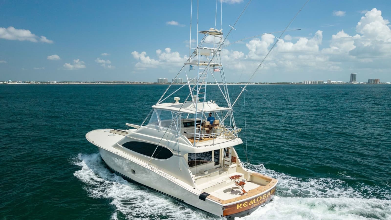 2007 Hatteras 68 Convertible - Photo 71
