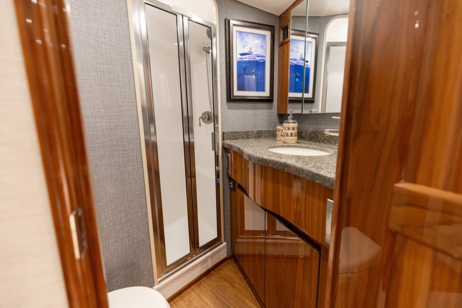 2018 Viking 52 Sport Tower - Photo 39