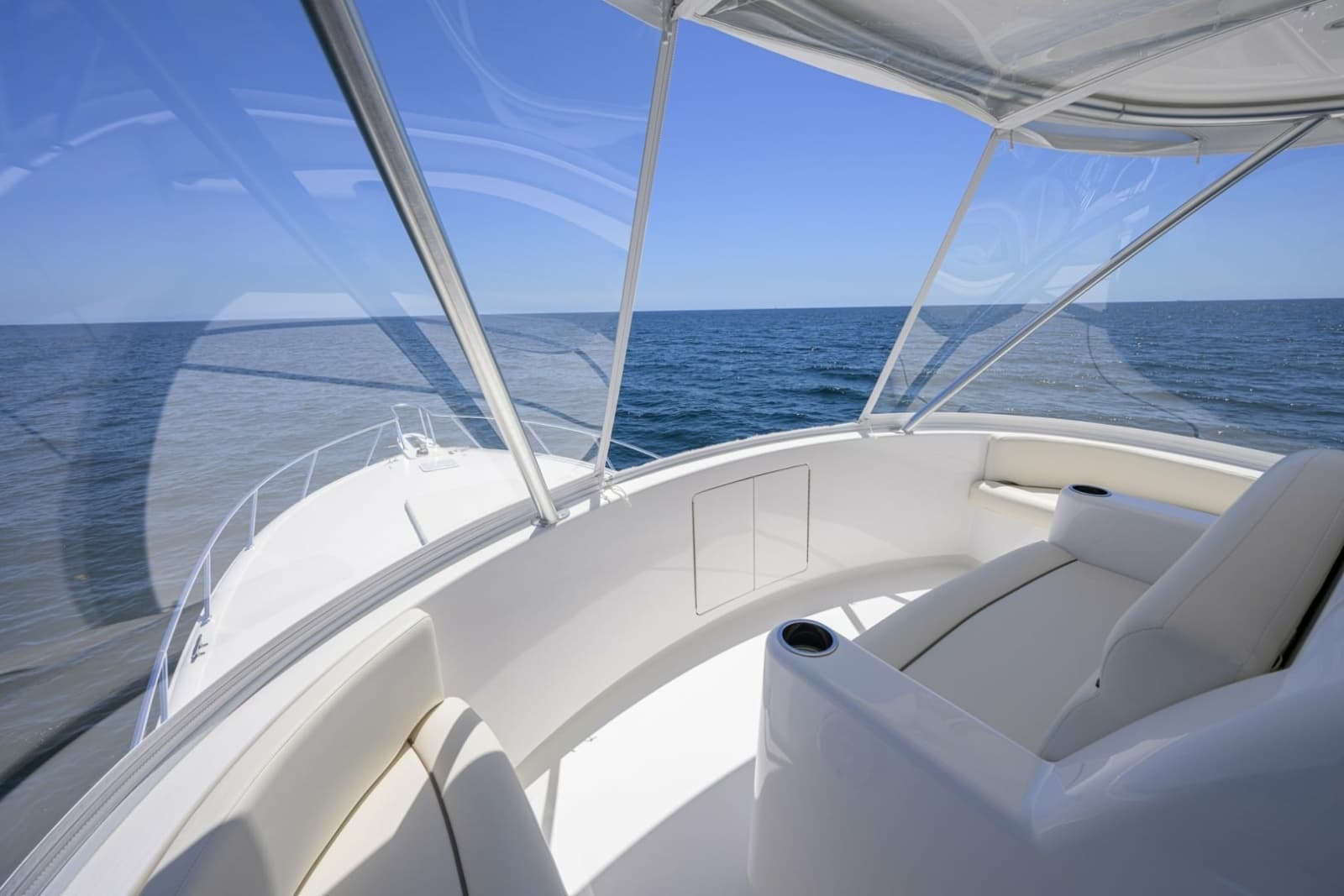 2024 Viking 54 Convertible - Photo 39