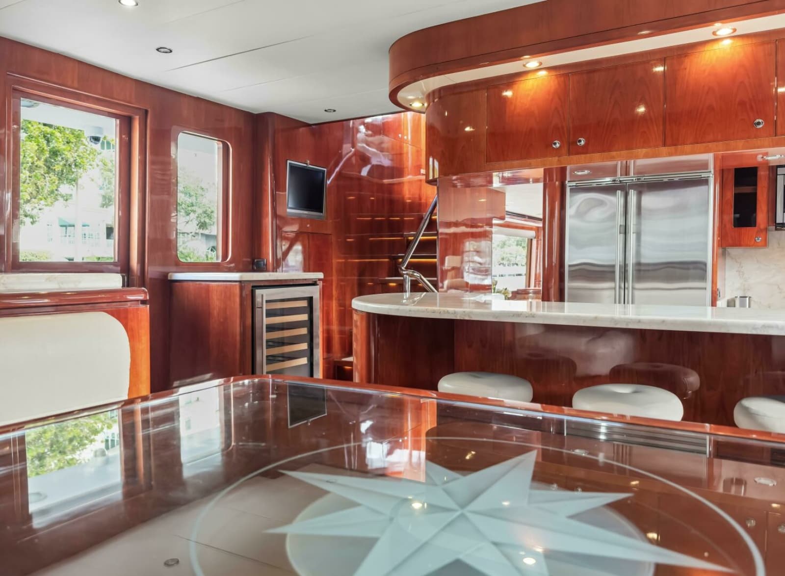 2005 Ocean Alexander 80 motoryacht - Photo 4