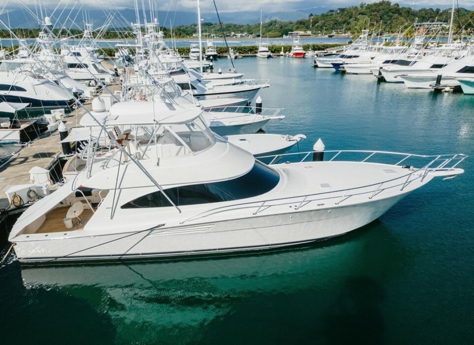 2021 Viking 58 Convertible - Photo 1