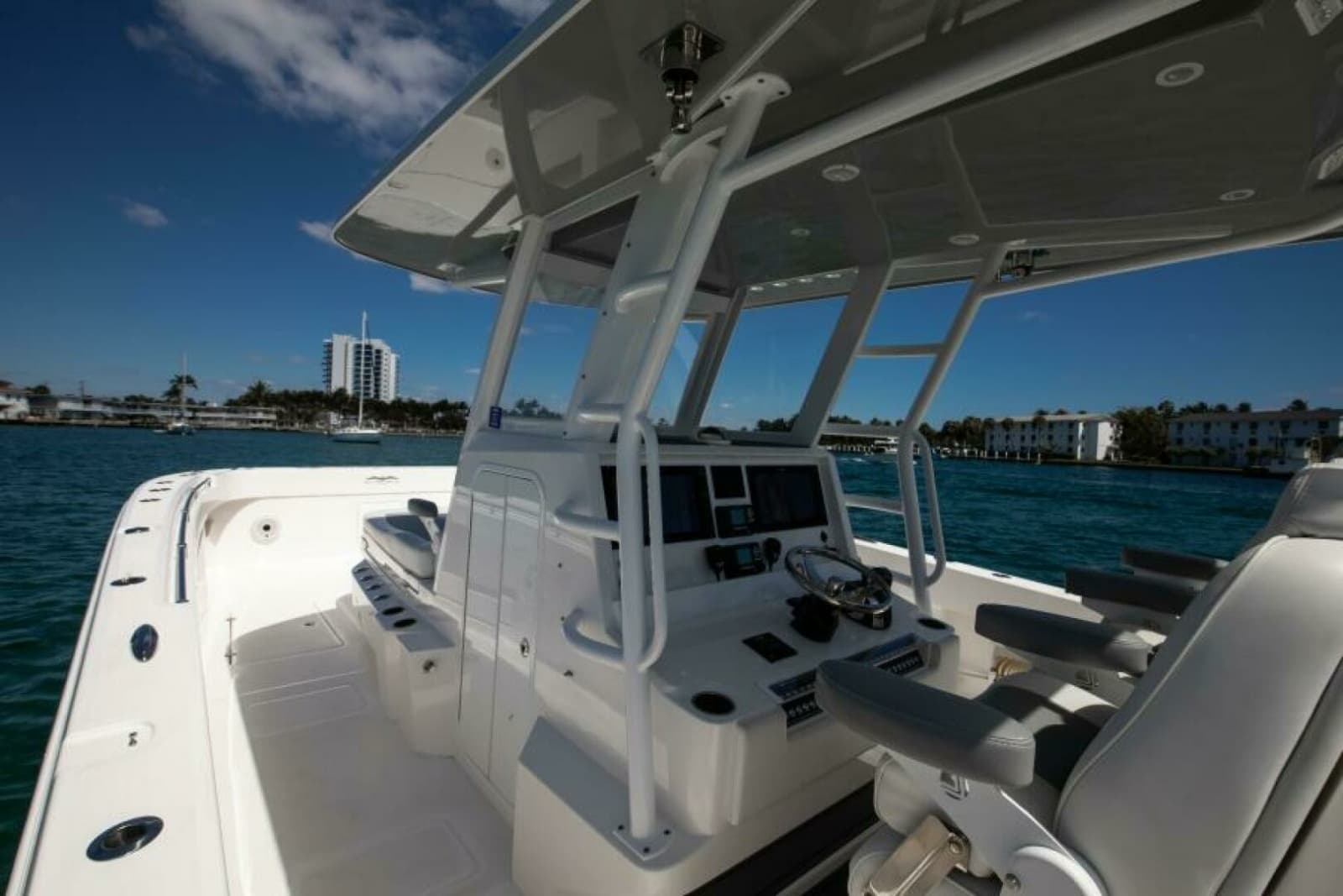 2021 Invincible 35 Catamaran - Photo 11