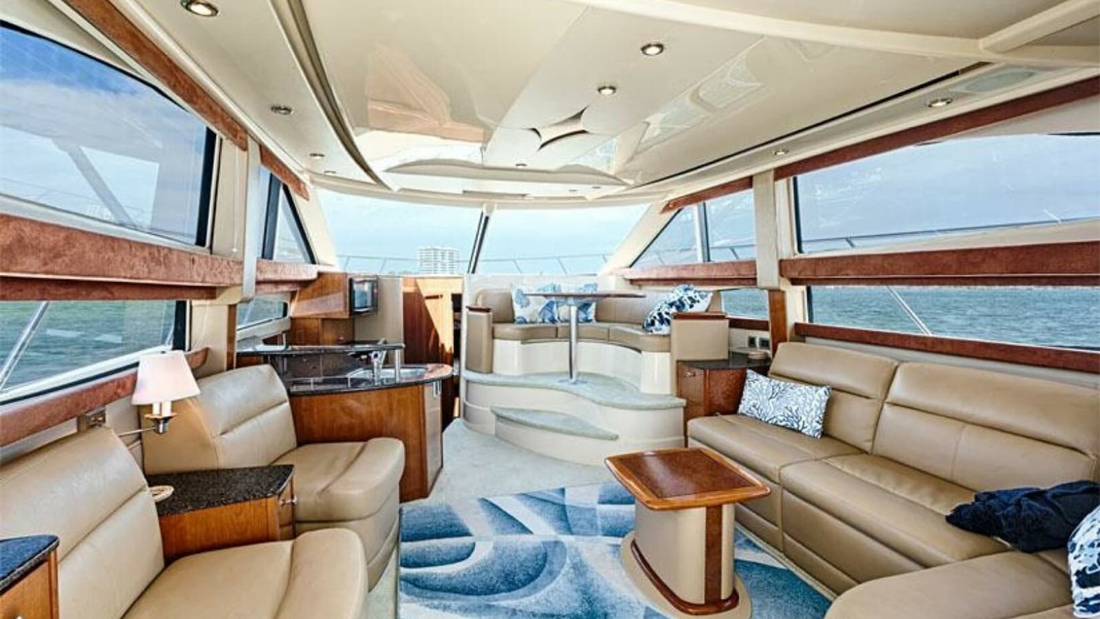 2006 Meridian 391 Sedan - Photo 4