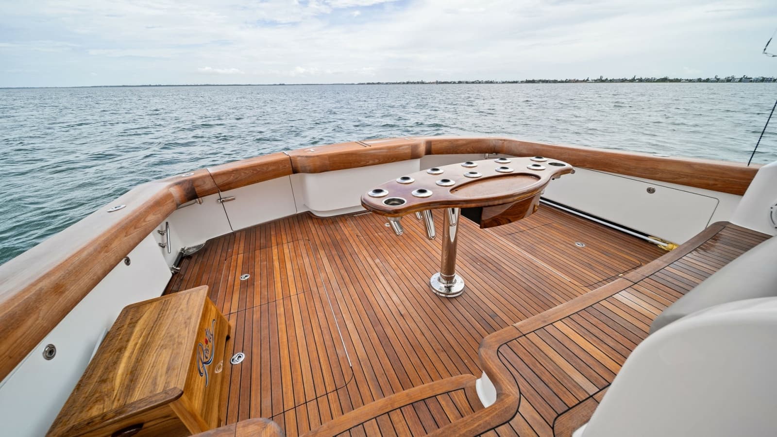 2015 Viking 55 Convertible - Photo 12