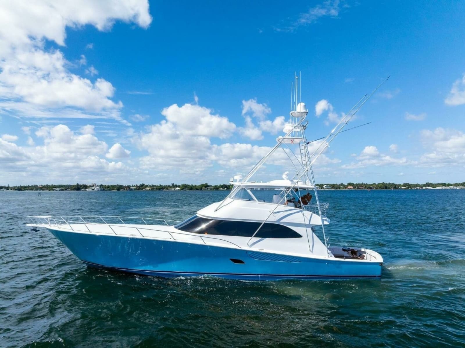 2012 Viking 82 Convertible - Photo 249