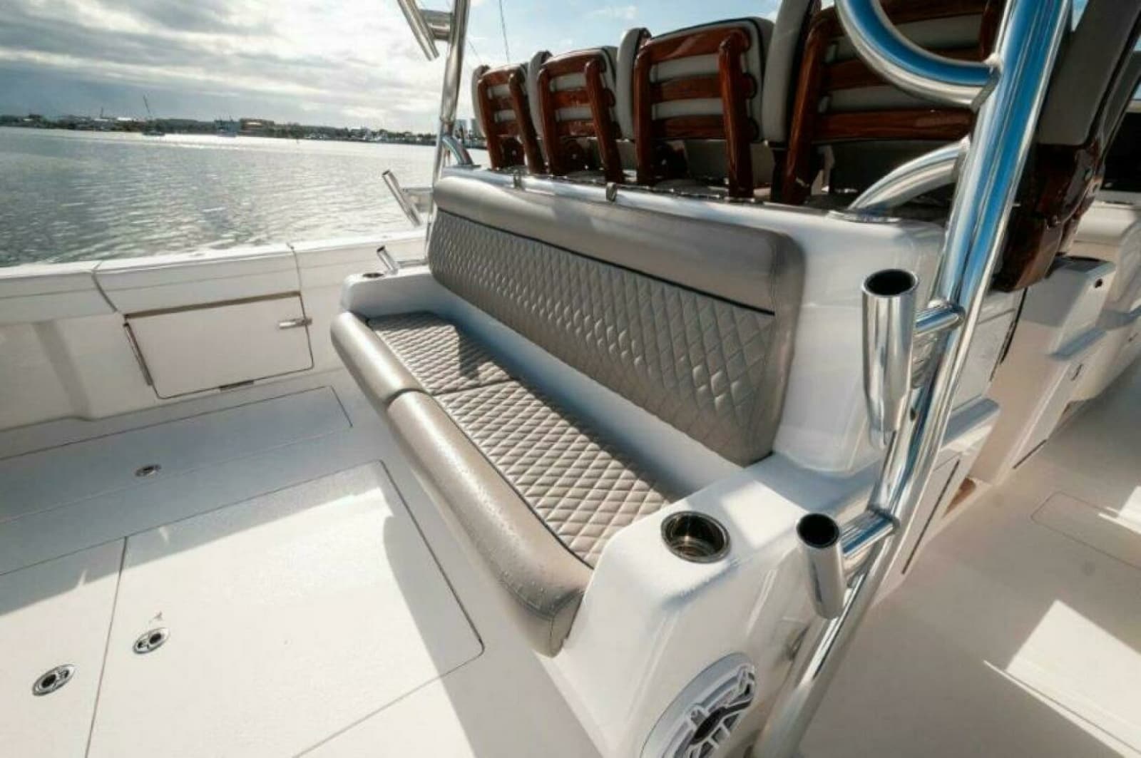 2021 Valhalla Boatworks V-46 - Photo 11