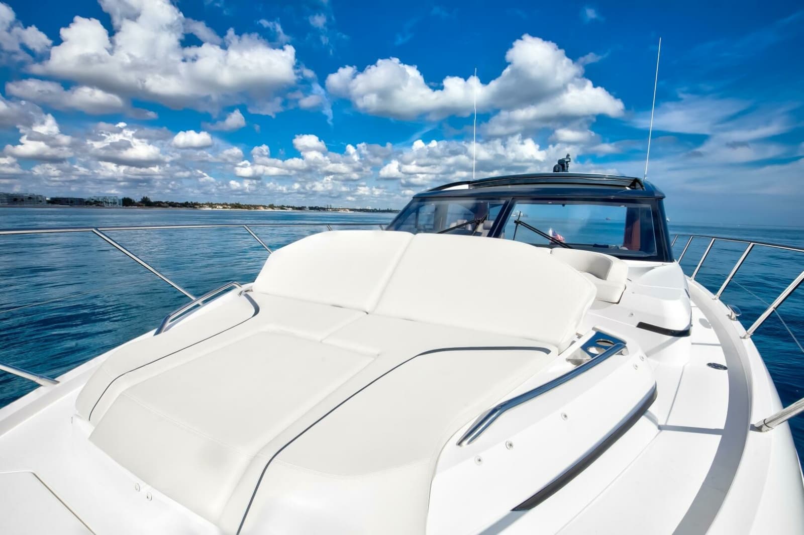 2025 Princess V55 - Photo 19