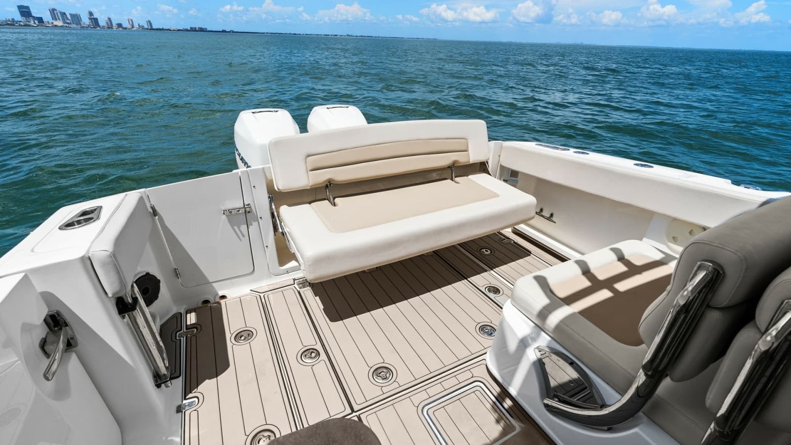 2019 Boston Whaler 320 Vantage - Photo 5