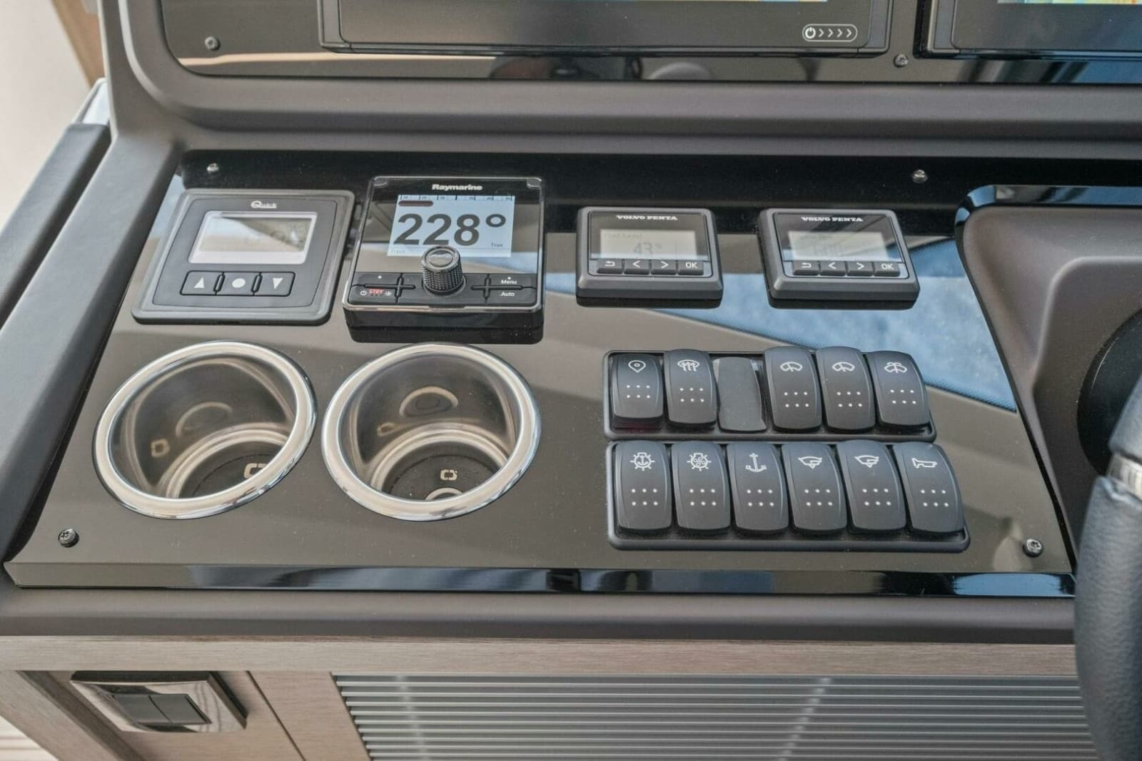 2022 Prestige 520 Flybridge - Photo 20