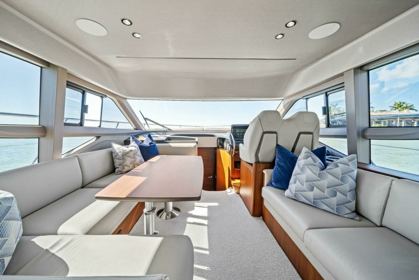 2023 Princess F50 - Photo 3