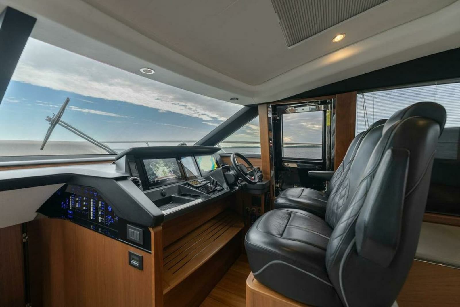 2020 Princess S66 - Photo 12