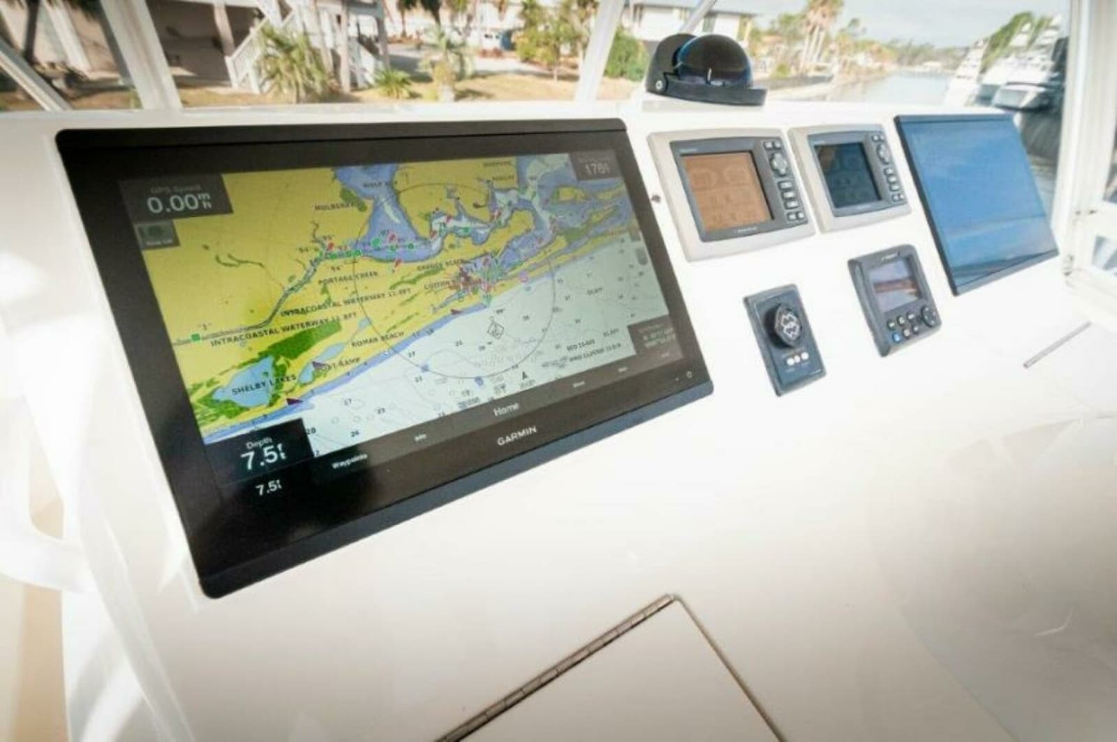 2012 Viking 42 Convertible - Photo 27