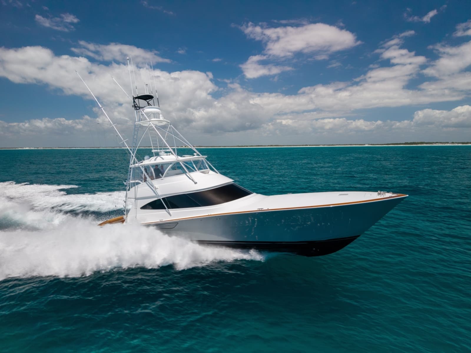 2023 Viking 72 Convertible - Photo 1