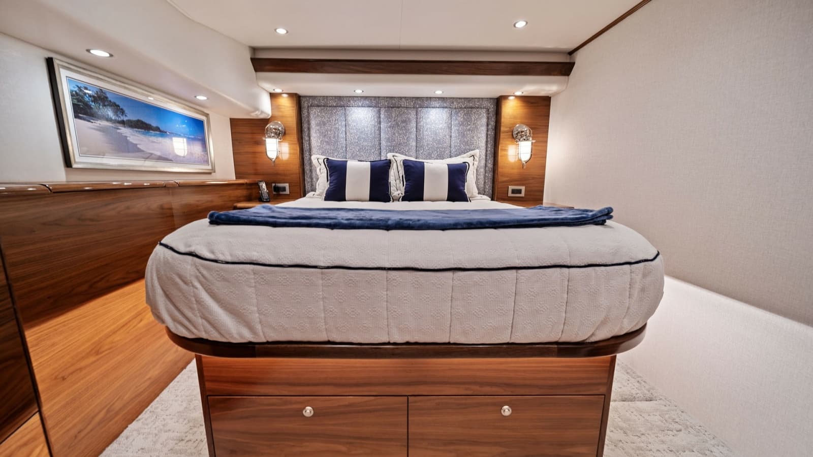 2024 Viking 64 Convertible - Photo 48
