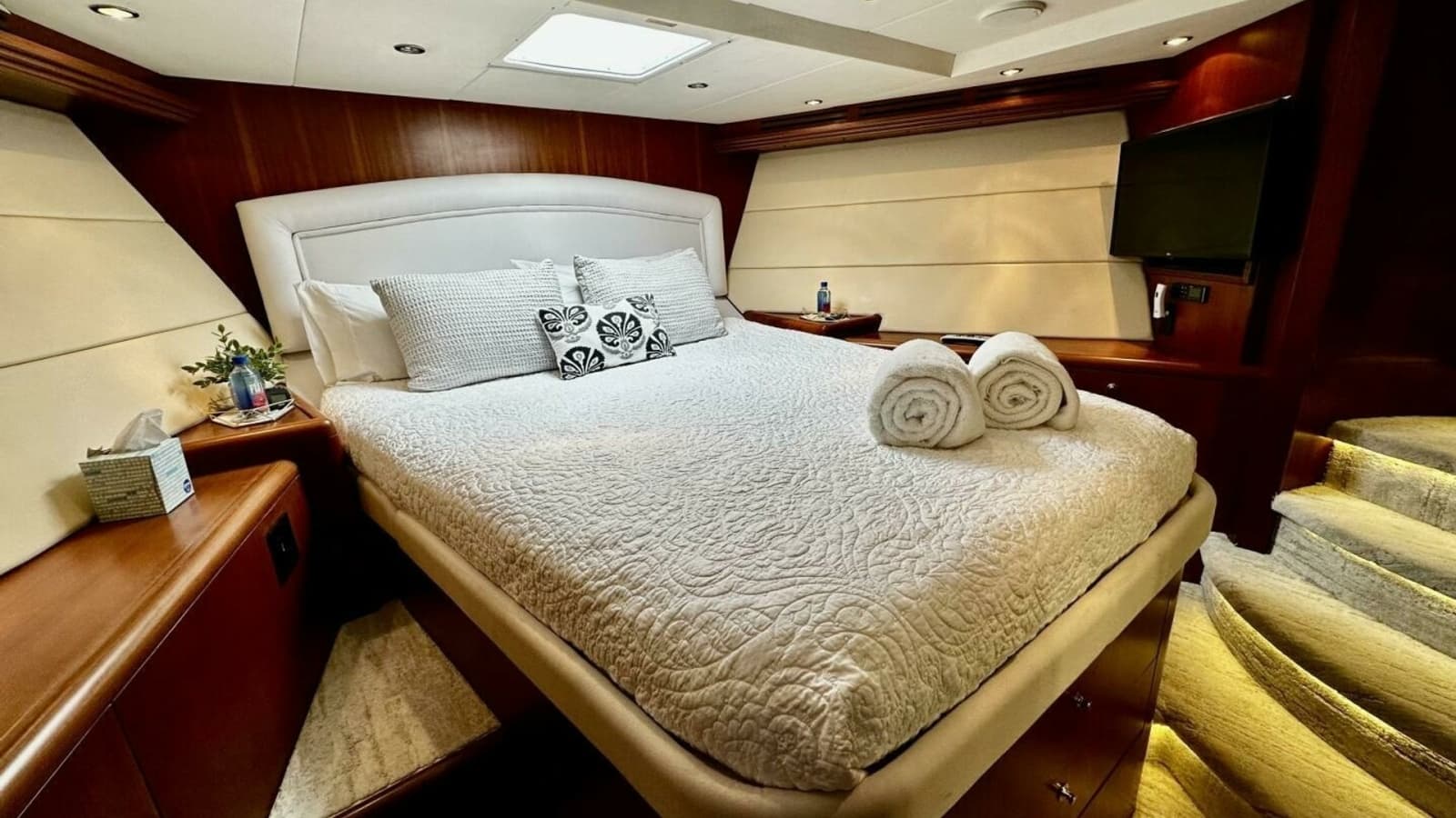2003 Hatteras Raised Pilothouse - Photo 27