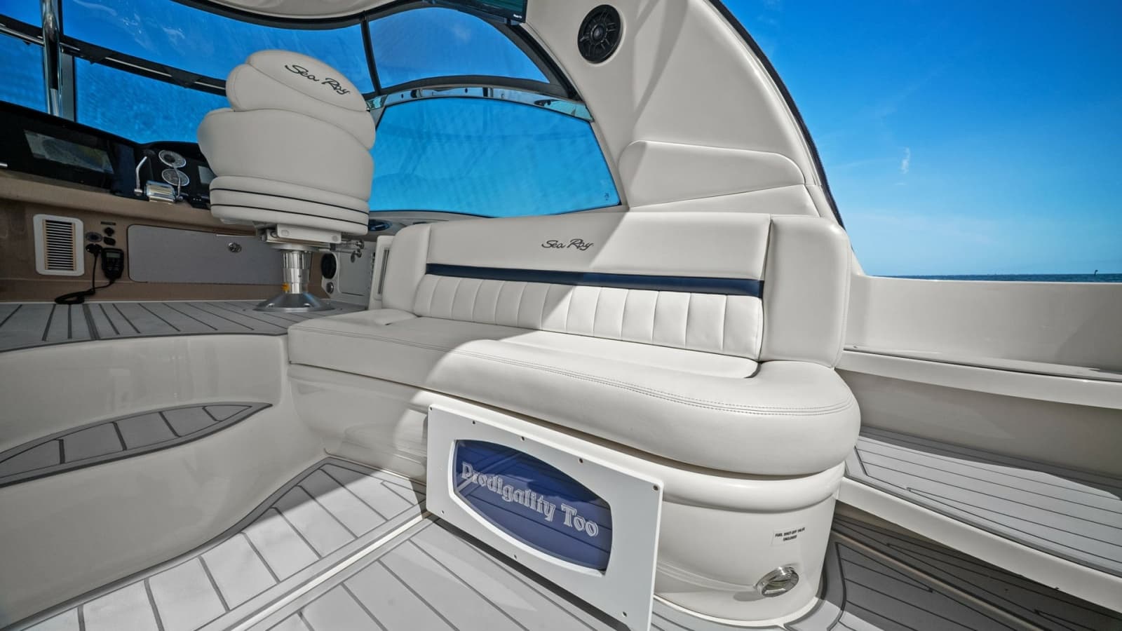2005 Sea Ray Sundancer 500 - Photo 8