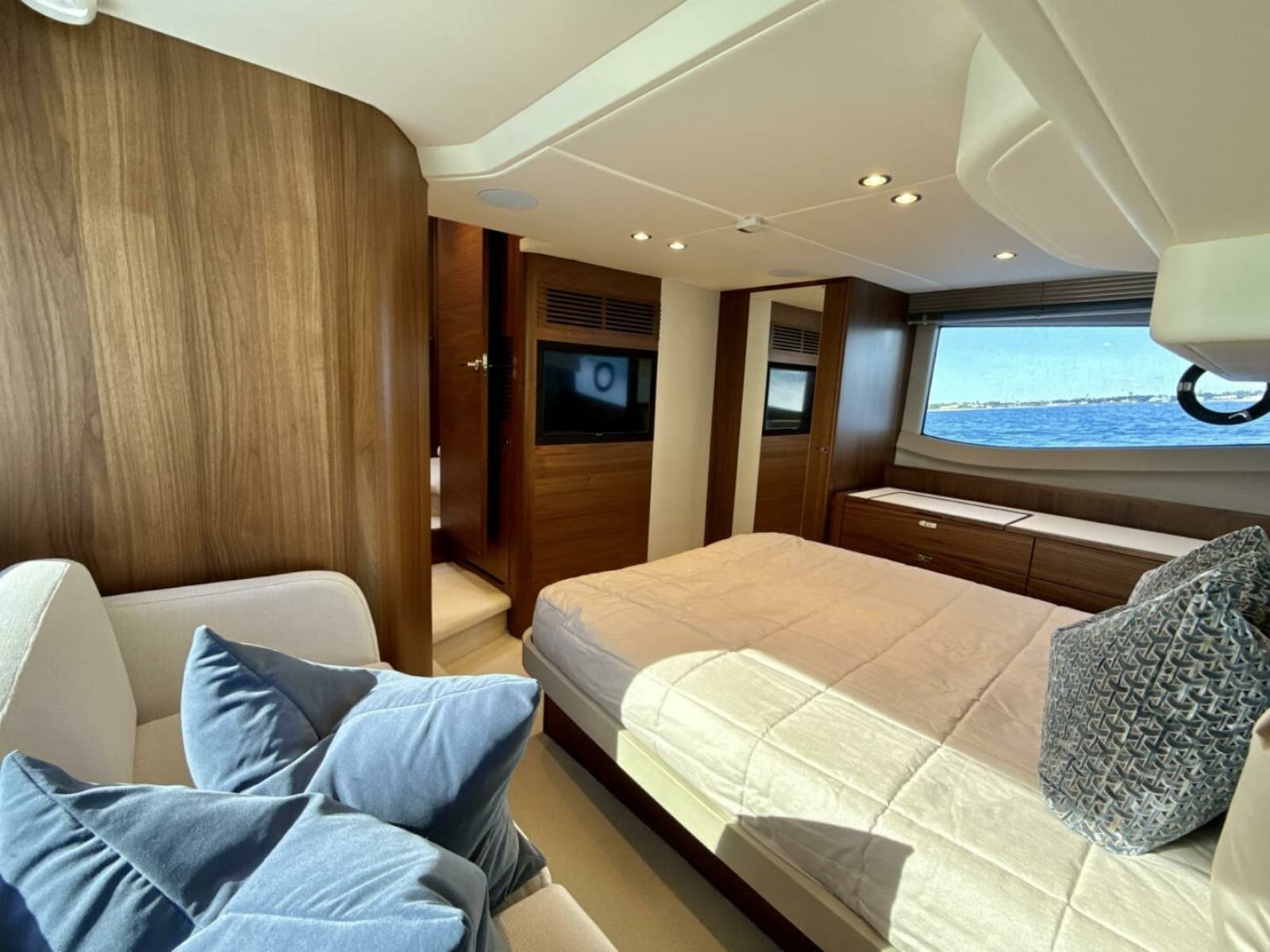 2026 Princess F50 - Photo 27