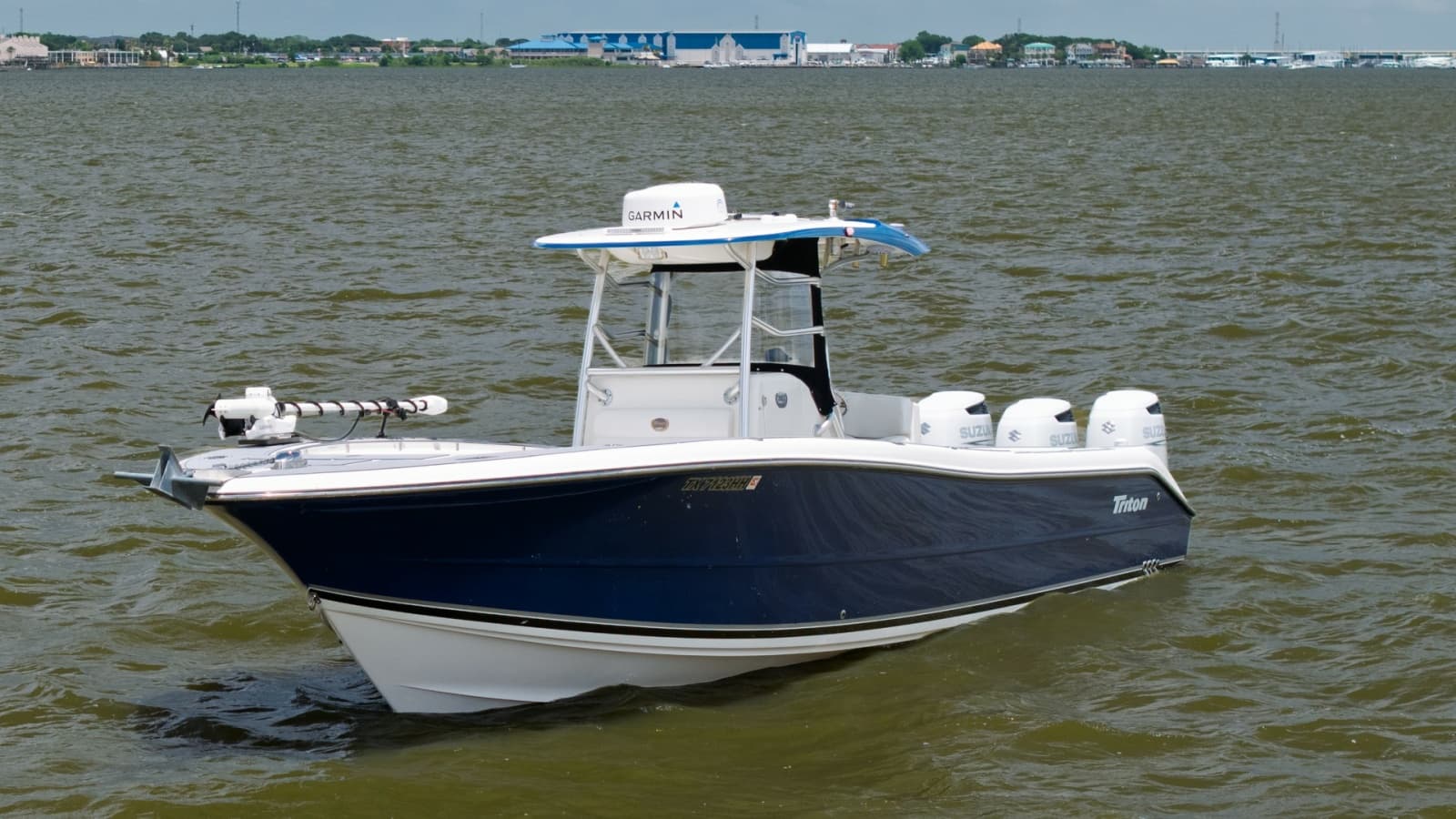 2005 Triton 351 Center Console - Photo 38