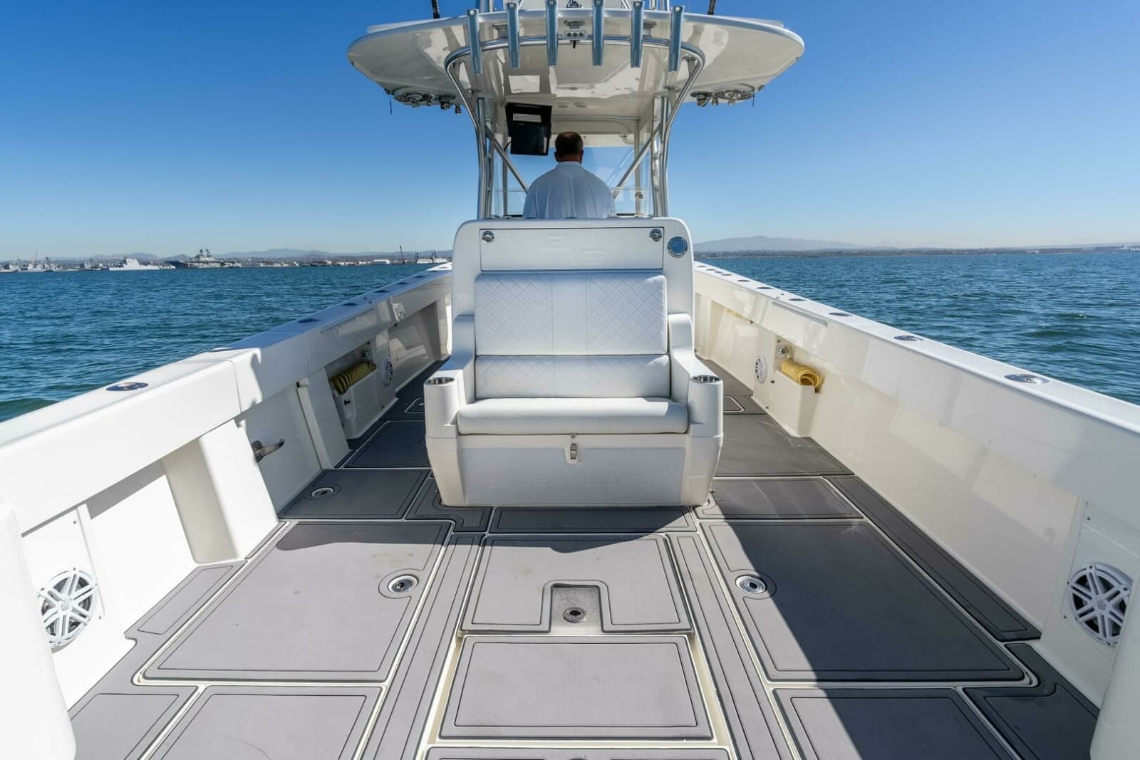 2018 SeaVee 370 Z - Photo 20