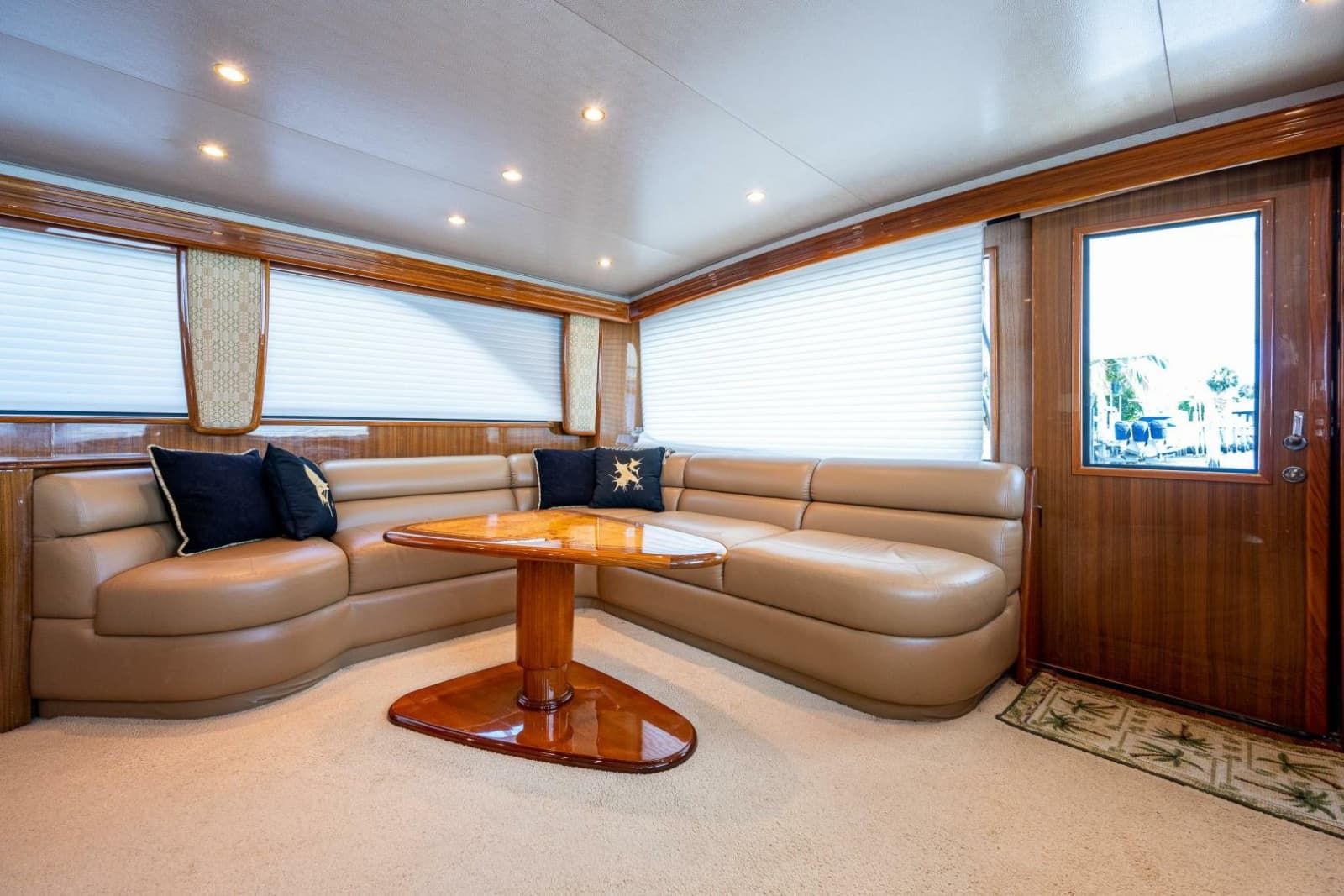 2005 Viking 74 Convertible - Photo 3