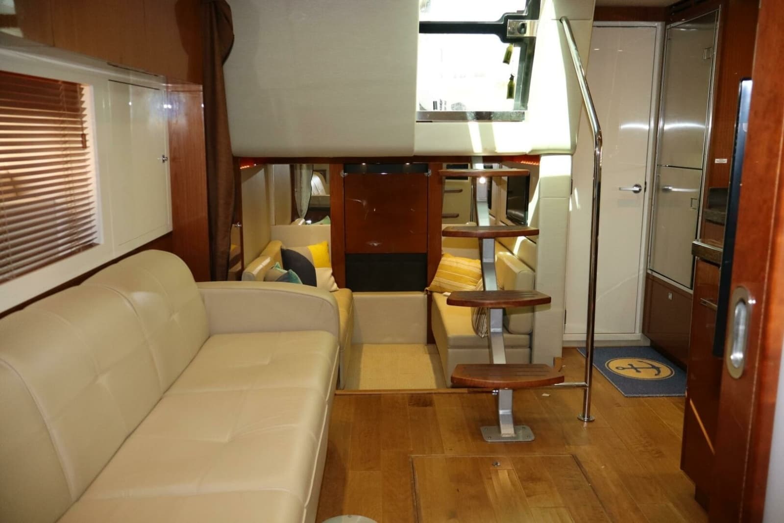 2015 Sea Ray 410 Sundancer - Photo 7