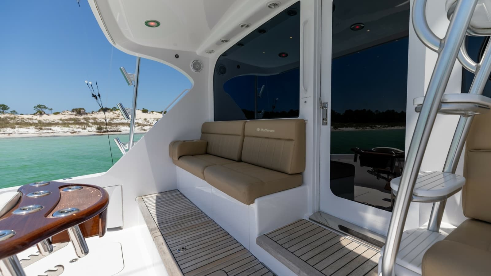 2010 Hatteras 60 GT - Photo 42