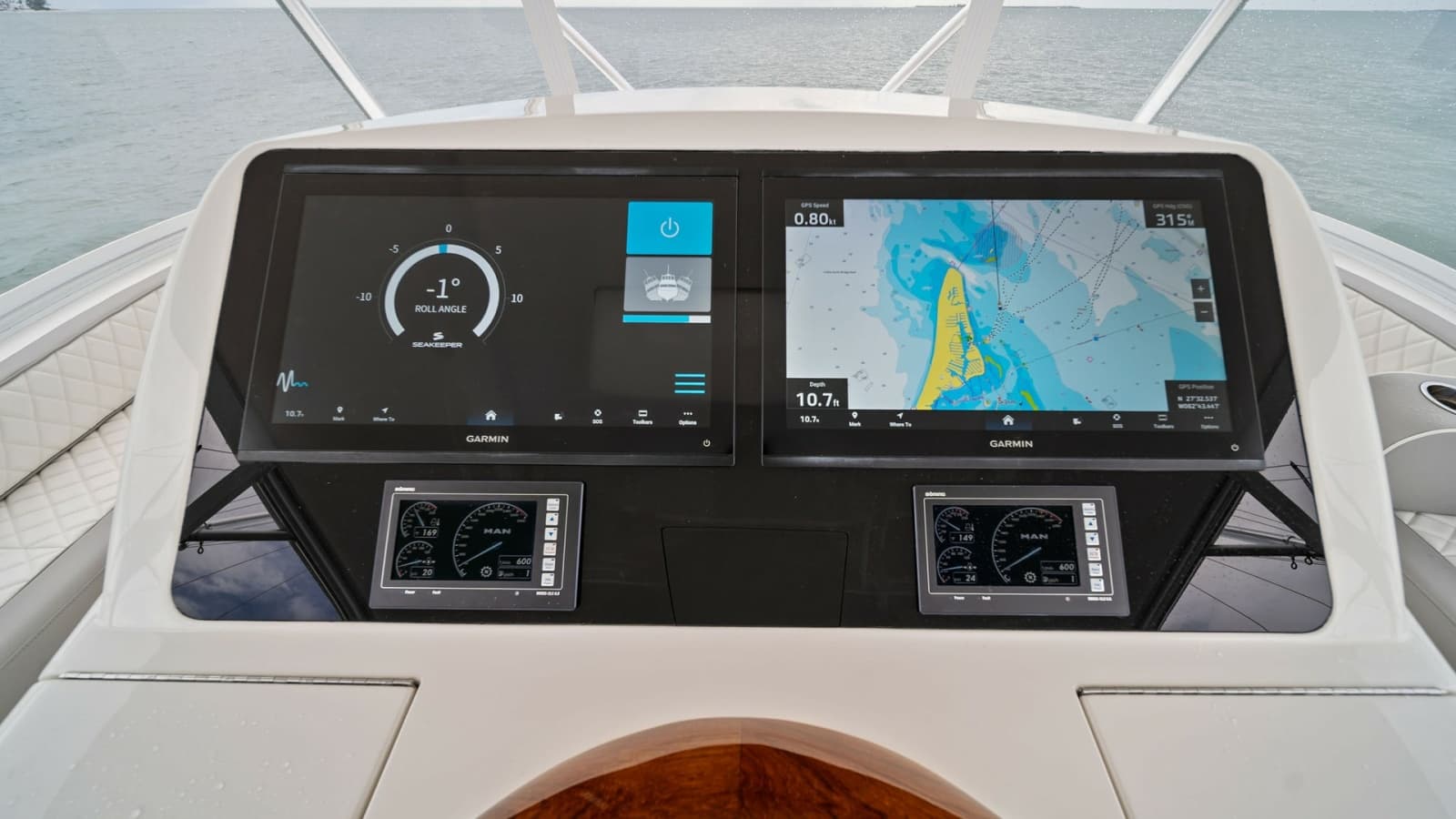 2015 Viking 55 Convertible - Photo 65
