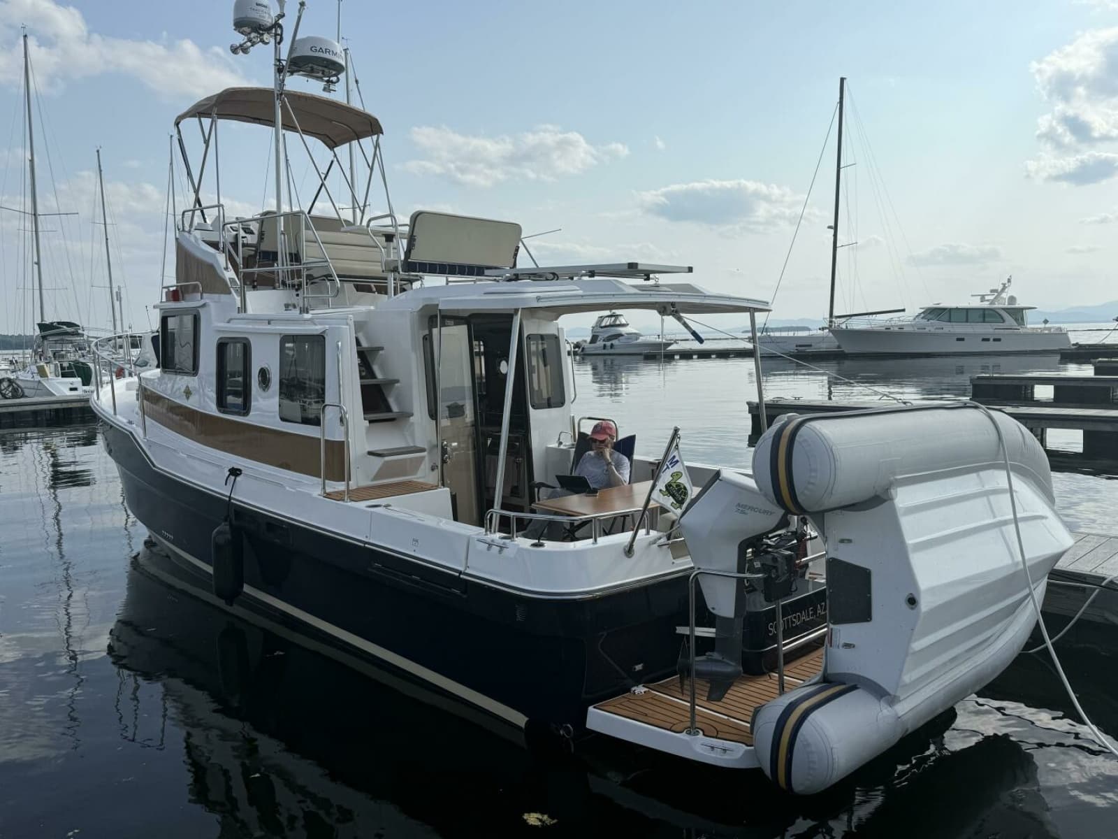 2023 Ranger Tugs R-31 CB - Photo 4