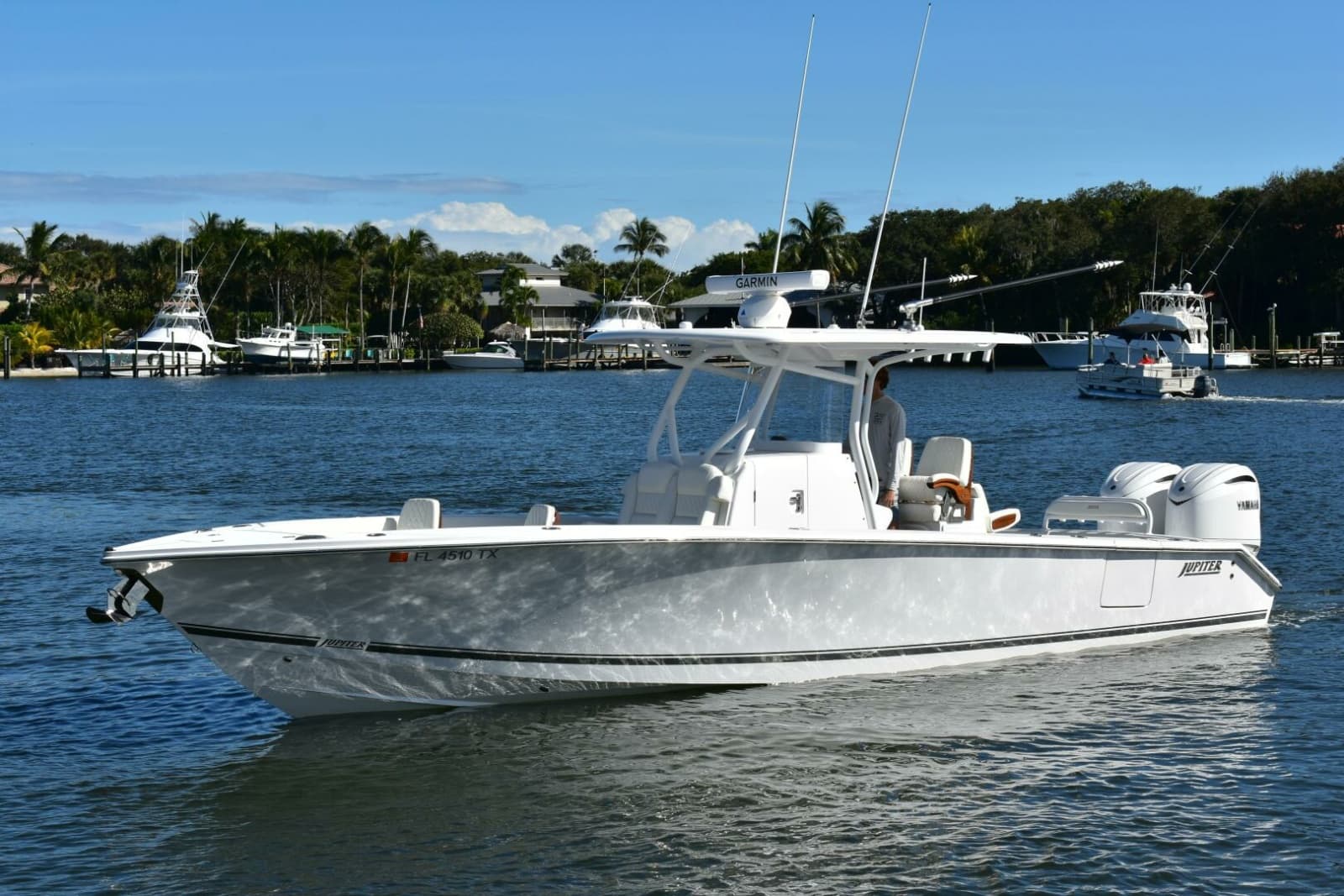 2025 Jupiter 32 FS - Photo 14