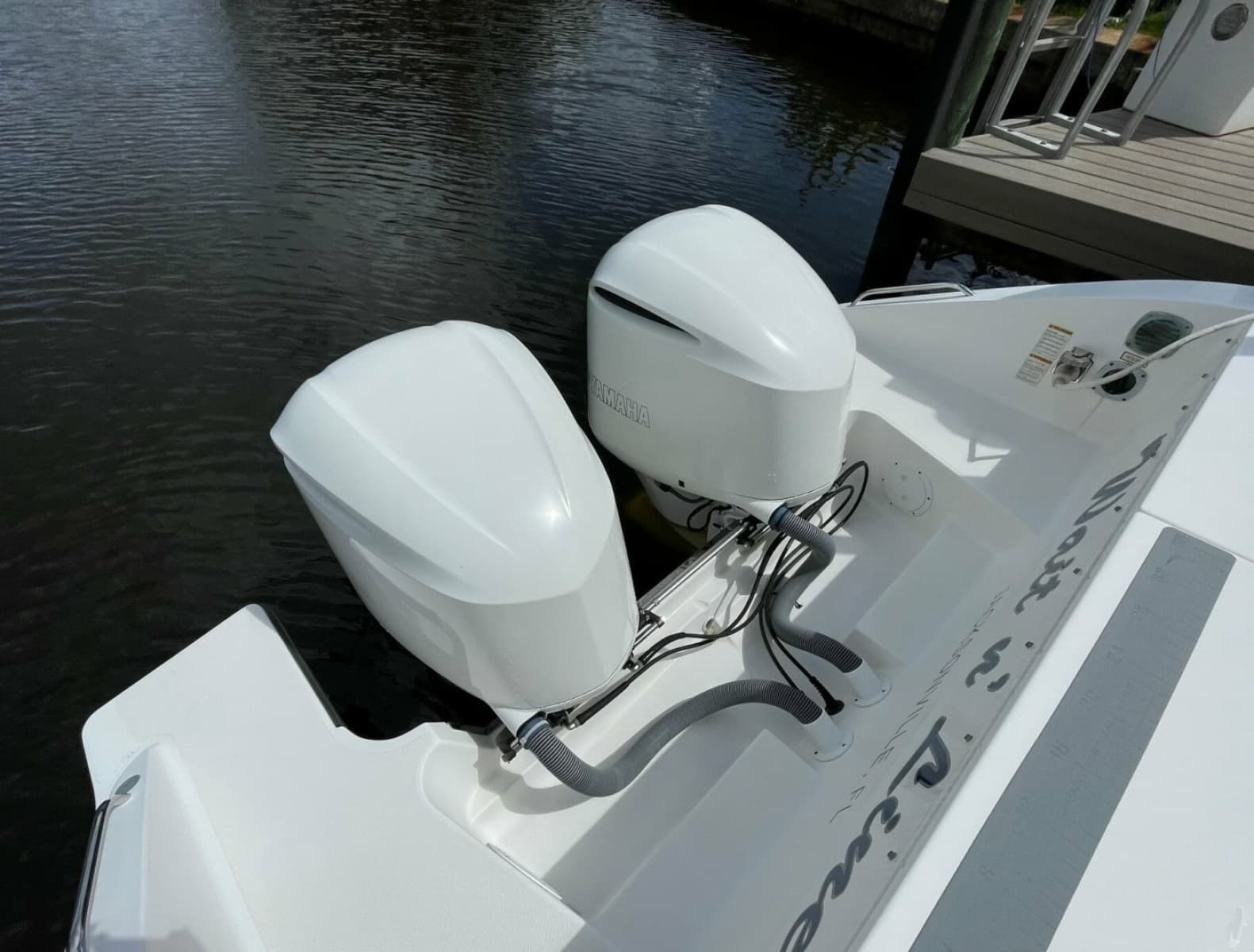 2017 Pursuit 325 OS - Photo 7