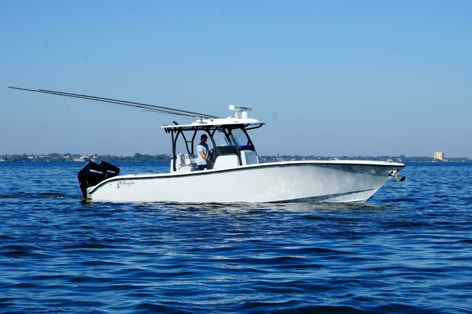 2023 Yellowfin 32 Offshore - Photo 6
